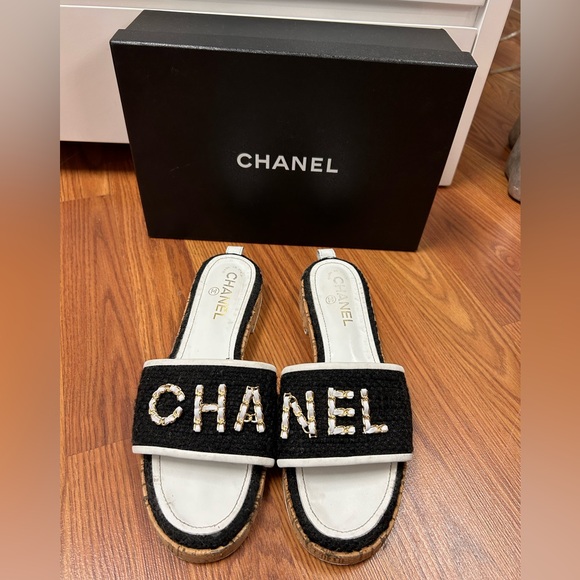 Chanel Tweed Slide Sandals Women’s EU Size 42 w/ box - Picture 1 of 12